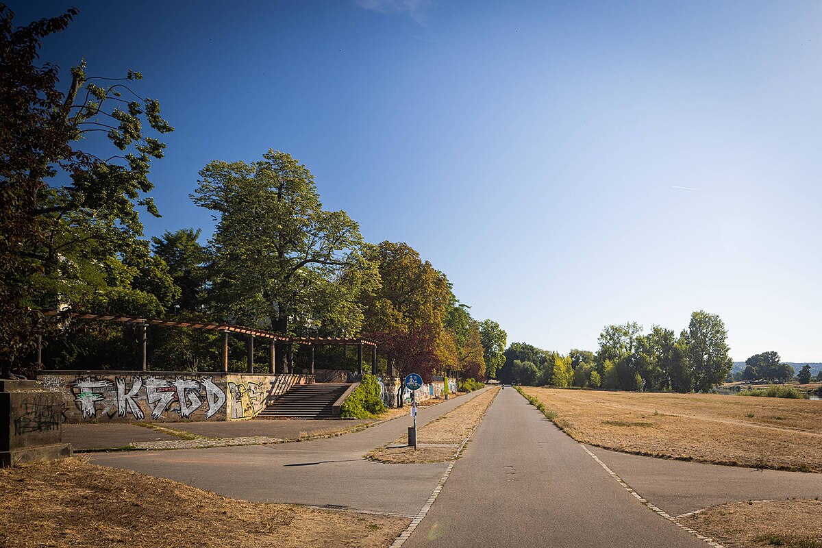 https://www.dresden.de/Stadtarchiv