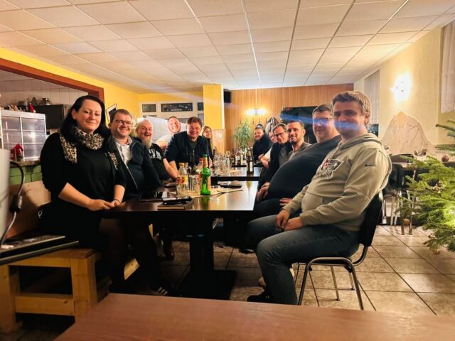 Treffen des NORD-Teams im Buffet Restaurant Preuß in Klotzsche. Es ging um die Planungen für die Königsbrücker Landstraße und den nördlichen Verkehrsraum, die Schwimmhalle Klotzsche und die wirtschaftliche Situation der Dresdner Verkehrsbetriebe.